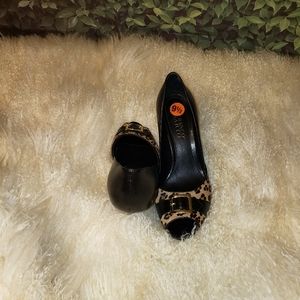 Franco Sarto Black and animal print peep toe heel size 9.5.